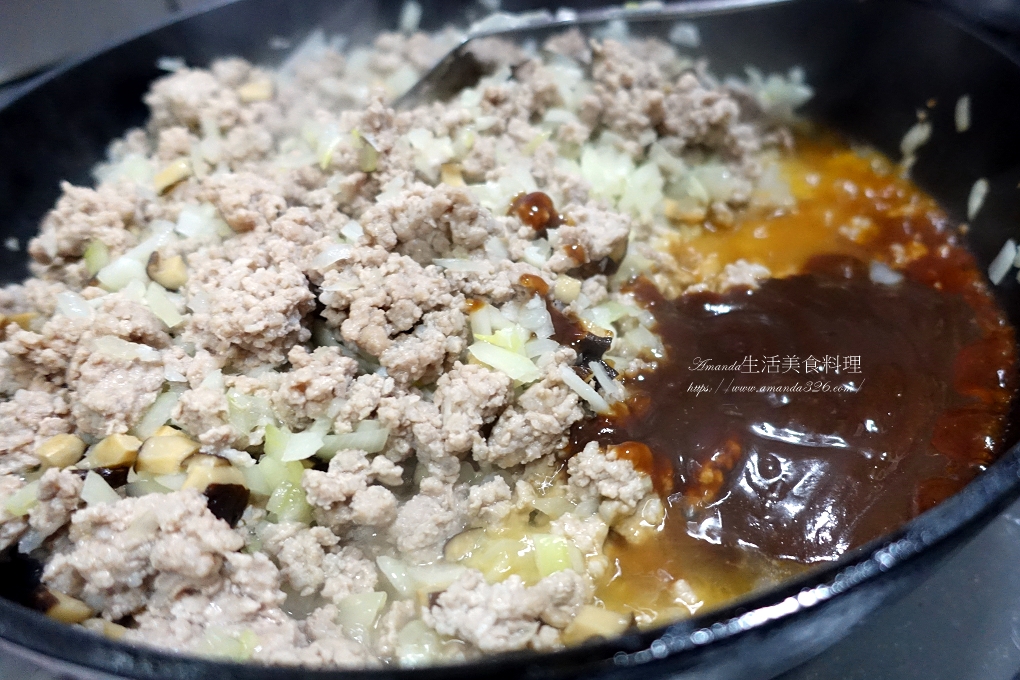 Amanda食譜,乾麵,台式炸醬做法,台式炸醬麵,外省炸醬麵做法,小黃瓜,涼麵,滷肉,炸醬,炸醬 食譜,炸醬做法,炸醬料理,炸醬肉燥,炸醬食譜,炸醬麵,炸醬麵 食譜,炸醬麵作法,炸醬麵做法,炸醬麵秘訣,炸醬麵食譜,無糖炸醬,肉醬,自制炸醬,自製炸醬,自製炸醬麵,豆干,酢醬,酢醬麵,酢醬麵炸醬麵,食譜 @Amanda生活美食料理 Amanda食譜,乾麵,台式炸醬做法,台式炸醬麵,外省炸醬麵做法,小黃瓜,涼麵,滷肉,炸醬,炸醬 食譜,炸醬做法,炸醬料理,炸醬肉燥,炸醬食譜,炸醬麵,炸醬麵 食譜,炸醬麵作法,炸醬麵做法,炸醬麵秘訣,炸醬麵食譜,無糖炸醬,肉醬,自制炸醬,自製炸醬,自製炸醬麵,豆干,酢醬,酢醬麵,酢醬麵炸醬麵,食譜 @Amanda生活美食料理
