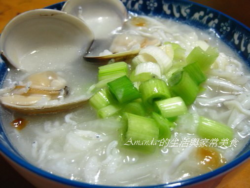 海鮮粥,白蘿蔔粥,白蘿蔔粥電鍋,白蘿蔔鹹粥,菜頭粥,菜頭鹹粥,蘿蔔海鮮粥,蘿蔔粥,蘿蔔蛤蜊粥,蘿蔔鹹粥,蛤蜊粥,魩仔魚粥,鹹粥 @Amanda生活美食料理