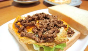 三明治,炒肉絲,燒肉,燒肉三明治,肉絲三明治,豬肉三明治 @Amanda生活美食料理
