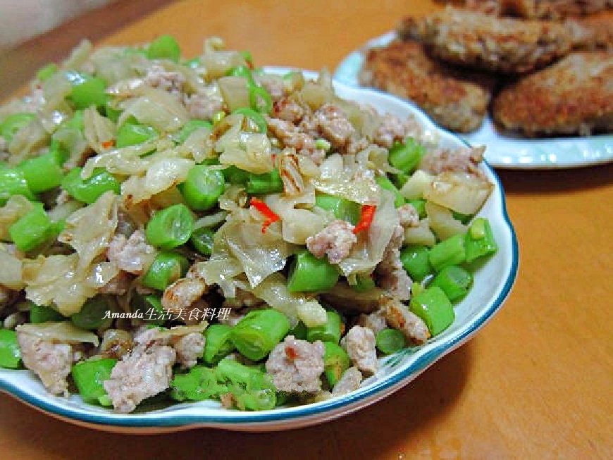 炒酸高麗菜,酸高麗菜,醃漬高麗菜,高麗菜酸 @Amanda生活美食料理