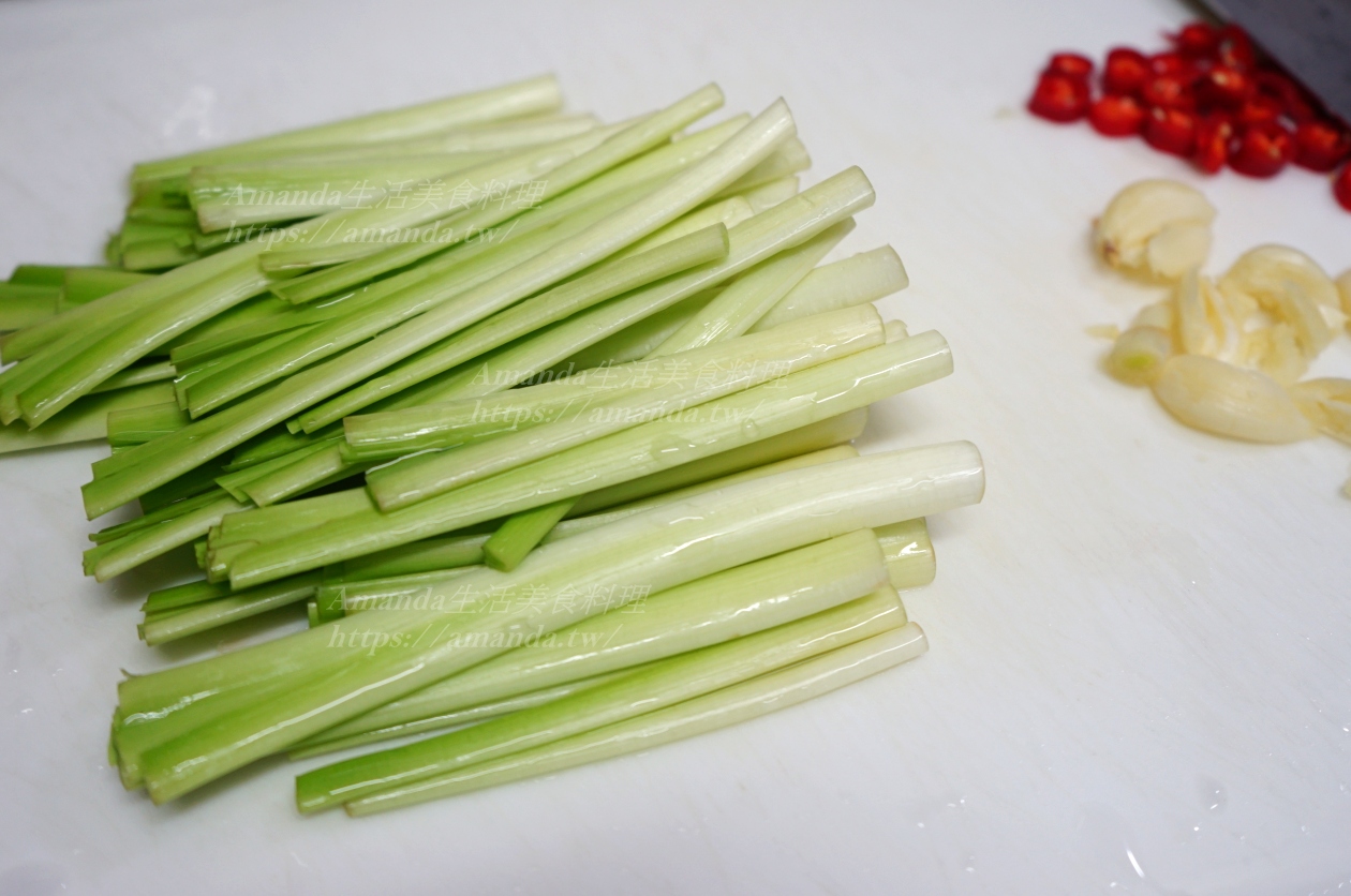 Amanda食譜,十分鐘上菜,涼拌碧玉筍,碧玉筍,碧玉筍怎麼煮,碧玉筍料理,碧玉筍處理,碧玉筍食譜,碧綠筍,美人心 料理,美人心料理,美人心菜,美人心處理,美人心金針花,美食,蔬食,金針筍,金針筍怎麼煮,金針筍料理,金針筍處理,金針花筍,金針花筍,食譜 @Amanda生活美食料理 Amanda食譜,十分鐘上菜,涼拌碧玉筍,碧玉筍,碧玉筍怎麼煮,碧玉筍料理,碧玉筍處理,碧玉筍食譜,碧綠筍,美人心 料理,美人心料理,美人心菜,美人心處理,美人心金針花,美食,蔬食,金針筍,金針筍怎麼煮,金針筍料理,金針筍處理,金針花筍,金針花筍,食譜 @Amanda生活美食料理