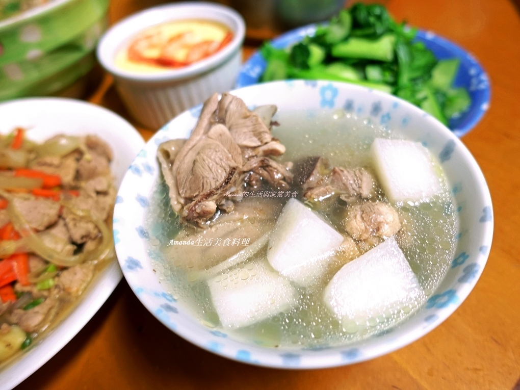 山藥,山藥料理,山藥雞湯,山藥雞湯煮法,山藥雞肉湯,雞湯,雞肉湯,雞腿料理,雞腿湯,食譜 @Amanda生活美食料理