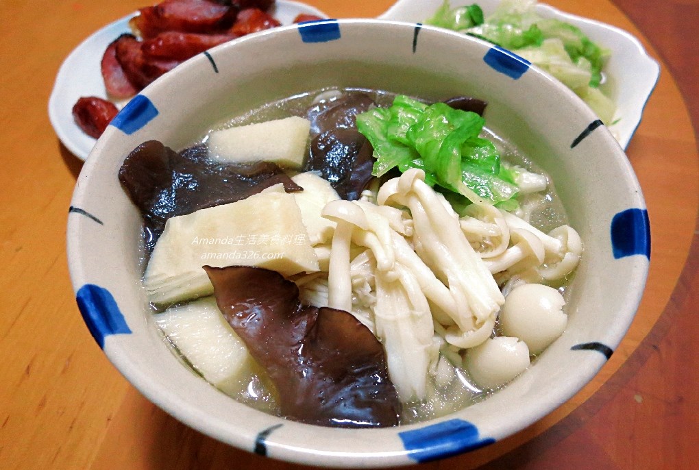 排骨湯,昆布竹筍湯,竹筍排骨湯,竹筍湯,竹筍湯可以加什麼,竹筍湯食譜,竹筍菇菇湯,竹筍蕈菇湯,筍子湯,蕈菇竹筍湯,香菇竹筍湯 @Amanda生活美食料理