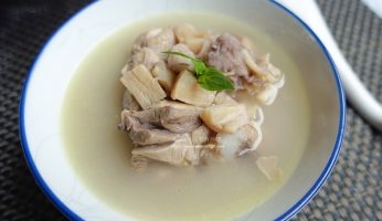 干貝料理湯,干貝湯,干貝湯料理,干貝雞湯電鍋,濃湯,煲湯,禦寒,芋頭,芋頭湯料理,芋頭煲湯,芋頭燉雞,芋頭燉雞電鍋,芋頭蒜頭雞湯,芋頭雞湯,芋頭雞湯功效,芋頭雞湯料理,芋頭雞湯電鍋,芋頭雞肉湯,雞湯 @Amanda生活美食料理
