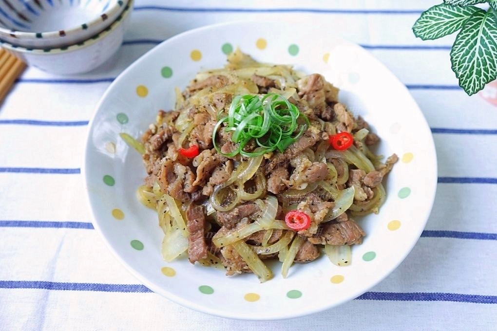 洋蔥,洋蔥炒肉片,洋蔥炒肉絲,洋蔥炒豬肉,洋蔥炒豬肉黑胡椒,洋蔥黑胡椒豬肉,肉片炒洋蔥,蘑菇醬,豬排,豬肉,黑胡椒,黑胡椒洋蔥,黑胡椒洋蔥炒牛肉,黑胡椒洋蔥炒肉絲,黑胡椒洋蔥炒蛋,黑胡椒洋蔥豬肉,黑胡椒炒洋蔥,黑胡椒炒肉,黑胡椒炒肉,黑胡椒炒肉片,黑胡椒炒肉絲,黑胡椒炒豬肉,黑胡椒肉,黑胡椒肉片,黑胡椒肉絲,黑胡椒豬,黑胡椒豬肉,黑胡椒豬肉料理,黑胡椒豬肉片,黑胡椒醬,黑胡椒醬炒豬肉 @Amanda生活美食料理