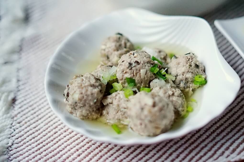 手工肉丸,筍子肉丸,肉丸,茶湯入菜,茶肉丸,茶餐 @Amanda生活美食料理 手工肉丸,筍子肉丸,肉丸,茶湯入菜,茶肉丸,茶餐 @Amanda生活美食料理