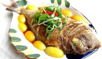 加納魚,加納魚口感,加納魚怎麼煮,加納魚料理,去腥,嘉納魚料理,油煎迦納魚,煎魚,燴鮮魚,紅燒迦納魚,迦納魚,迦納魚好吃嗎,迦納魚料理,金 料理,金桔,金棗 @Amanda生活美食料理