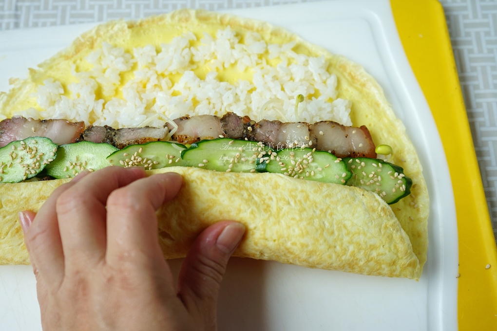 便當,午餐,小黃瓜,早餐,美濃米,豆芽,食譜,飯團,飯捲,香米飯捲,香米鹹豬肉飯捲,鹹豬肉,鹹豬肉料理,鹹豬肉飯捲 @Amanda生活美食料理 便當,午餐,小黃瓜,早餐,美濃米,豆芽,食譜,飯團,飯捲,香米飯捲,香米鹹豬肉飯捲,鹹豬肉,鹹豬肉料理,鹹豬肉飯捲 @Amanda生活美食料理