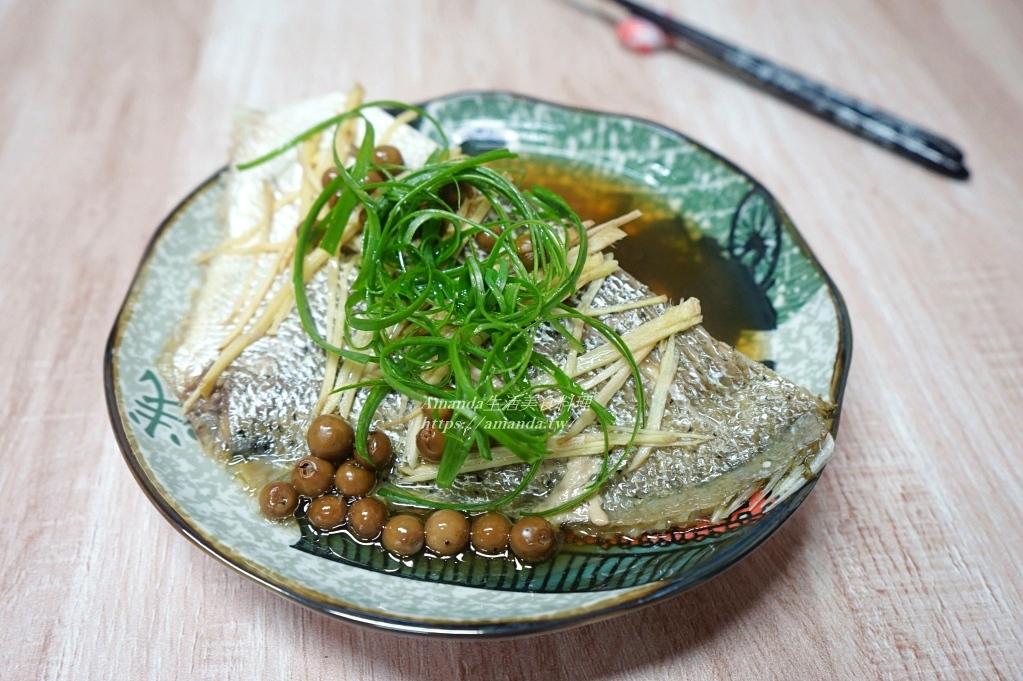 樹子清蒸魚,樹子蒸富貴魚,樹子蒸樹葉魚,樹子蒸魚,海鮮,清蒸圓眼燕魚,清蒸富貴魚,清蒸樹葉魚,清蒸燕鯧魚,清蒸魚,清蒸魚料理,蒸富貴魚,電鍋蒸富貴魚,電鍋蒸魚,食譜 @Amanda生活美食料理