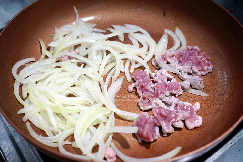 乾麵,泡菜,泡菜炒麵,炒麵,煎蛋,煎麵 @Amanda生活美食料理