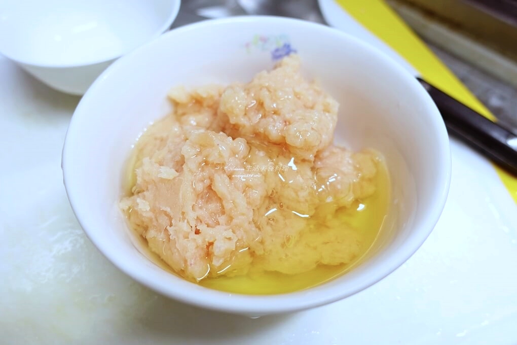 夜市牛排濃湯做法,夜市玉米濃湯,夜市玉米濃湯做法,濃湯,牛排 玉米濃湯,牛排店玉米濃湯,牛排店的玉米濃湯,牛排館,牛排館玉米濃湯,玉米濃湯,玉米濃湯 食譜,玉米濃湯做法,玉米雞蓉湯,雞容,雞容玉米湯,雞肉玉米濃湯,雞茸玉米湯,雞茸玉米濃湯,雞蓉,雞蓉做法,雞蓉怎麼做,雞蓉怎麼做,雞蓉玉米,雞蓉玉米湯,雞蓉玉米湯 做法,雞蓉玉米濃湯,食譜 @Amanda生活美食料理