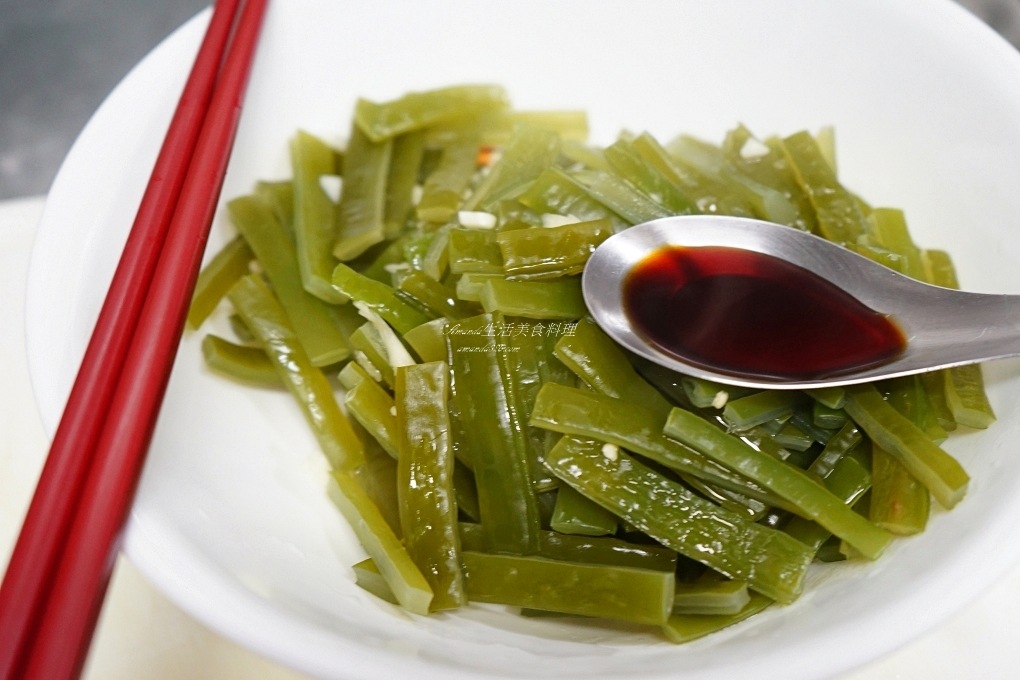 十分鐘上菜,和風海帶絲作法,拌海帶芽,日式海帶絲做法,海帶,海帶 涼拌,海帶 食譜,海帶料理,海帶料理方式,海帶根,海帶根 料理,海帶根怎麼煮,海帶根涼拌,海帶根絲,海帶根絲料理,海帶根食譜,海帶條料理,海帶涼拌,海帶粗絲,海帶絲,海帶絲料理,海帶絲涼拌,海帶絲涼拌,海帶絲食譜,海帶芽,海帶芽 海帶絲,海帶芽根,海帶芽涼拌,海帶芽涼拌做法,海帶芽莖絲料理,涼伴海帶,涼拌,涼拌 海帶芽,涼拌海帶,涼拌海帶根,涼拌海帶根做法,涼拌海帶絲,涼拌海帶絲 做法,涼拌海帶絲的做法,涼拌海帶絲的做法,涼拌海帶芽,涼拌海帶芽料理,涼拌海帶芽的做法,涼拌海帶芽絲,涼拌海帶芽要煮嗎,涼拌海帶跟,涼拌菜,炒海帶根,炒海帶根料理,自製海帶絲,蔬食,醃海帶,醃海帶絲,食譜 @Amanda生活美食料理