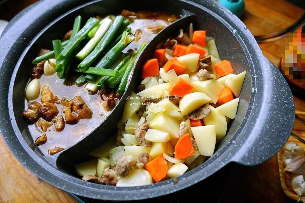 一鍋煮,一鍋煮兩道,海鮮咖哩,紅燒肉,食譜,鴛鴦鍋,鴛鴦鍋咖哩,鴛鴦鍋料理,鴛鴦鍋紅燒肉 @Amanda生活美食料理 一鍋煮,一鍋煮兩道,海鮮咖哩,紅燒肉,食譜,鴛鴦鍋,鴛鴦鍋咖哩,鴛鴦鍋料理,鴛鴦鍋紅燒肉 @Amanda生活美食料理