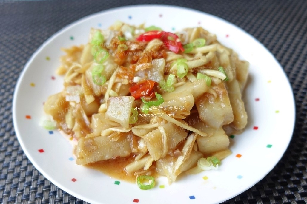 Amanda食譜,XO醬炒蘿蔔糕,xo醬炒蘿蔔糕做法,十分鐘上菜,台灣美食,年菜,年菜食譜,炒蘿蔔糕,炒蘿蔔糕高麗菜,煎蘿蔔糕,自己煮,蔬食,蘿蔔糕,蘿蔔糕炒XO醬,食譜 @Amanda生活美食料理