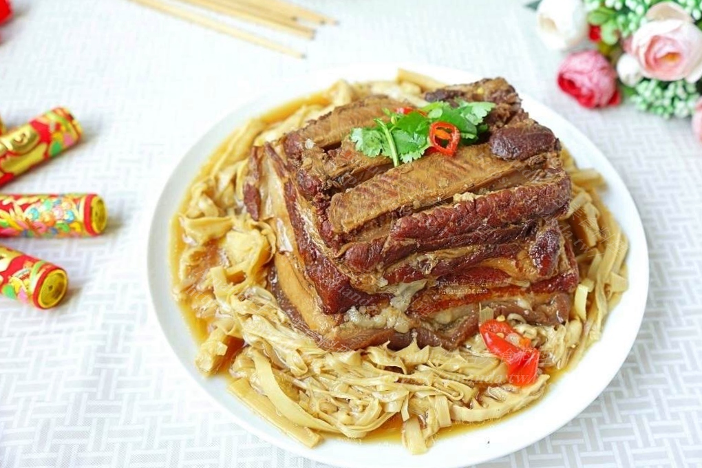 五花肉料理,全炭鍋,全炭鍋料理,台式滷五花肉,台式滷肉,喜宴封肉做法,大封肉,大封肉做法,大控肉,大豐肉,宴客,宴客料理,宴客菜,封肉,封肉做法,封肉的做法,年菜,年菜食譜,控肉,料理影音,流水席封肉,滷五花肉,滷大封,滷筍絲,滷肉筍絲,筍絲封肉,筍絲控肉,筍絲滷肉,筍絲豐肉,豐肉,辦桌封肉做法,食譜 @Amanda生活美食料理