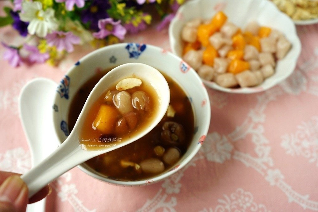 Amanda食譜,仙草汁,仙草汁做法,仙草湯,仙草茶,仙草茶煮法,仙草食譜,傳統燒仙草做法,地瓜圓,無糖燒仙草,煮燒仙草,熱甜湯,燒仙草,燒仙草 作法,燒仙草 做法,燒仙草 食譜,燒仙草作法,燒仙草做法,燒仙草怎麼做,燒仙草材料,燒仙草製作,燒仙草製作過程,燒仙草食譜,甜湯,芋圓,食譜 @Amanda生活美食料理