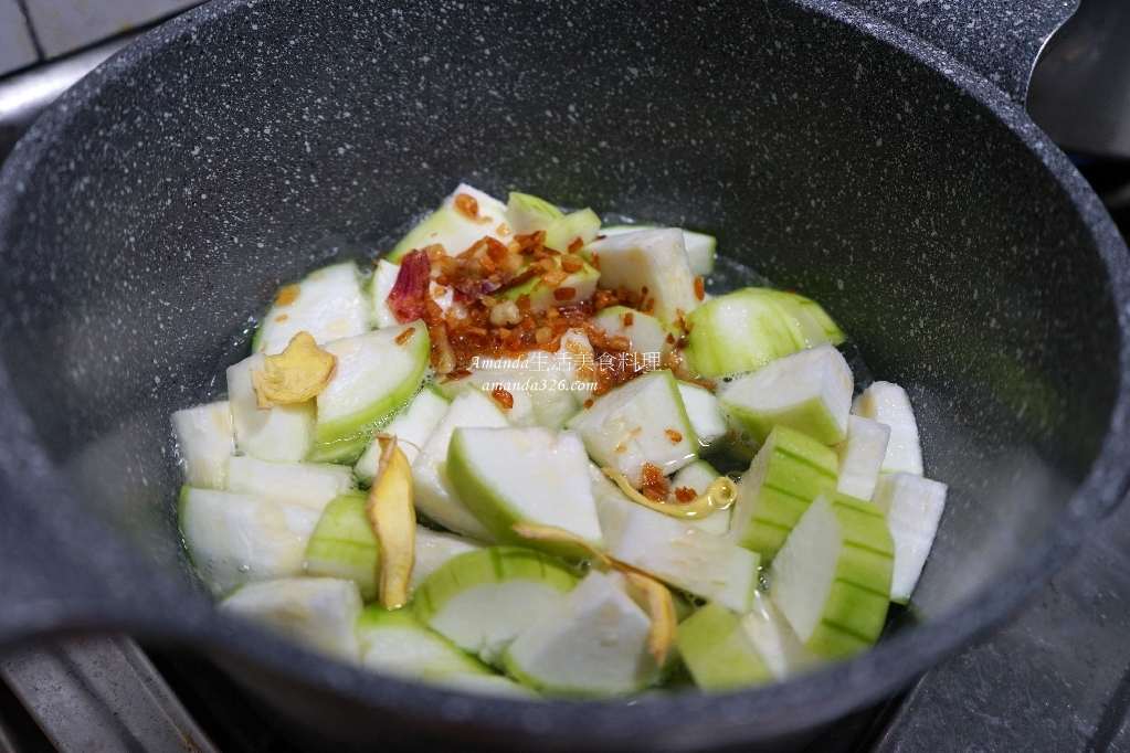 絲瓜稀飯,絲瓜豬肝稀飯,絲瓜豬肝粥,豬肝稀飯,豬肝粥,豬肝絲瓜粥,食譜,鹹粥 @Amanda生活美食料理 絲瓜稀飯,絲瓜豬肝稀飯,絲瓜豬肝粥,豬肝稀飯,豬肝粥,豬肝絲瓜粥,食譜,鹹粥 @Amanda生活美食料理