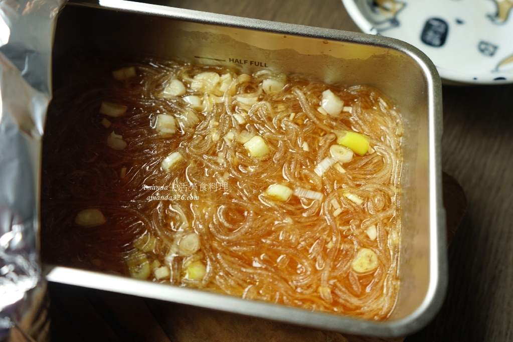 422氣炸烤箱,不鏽鋼便當盒料理,便當,可微波不鏽鋼便當盒,氣炸便當,氣炸粉絲煲,炸粉絲,鐵便當料理,食譜,鮮蝦粉絲煲 @Amanda生活美食料理
