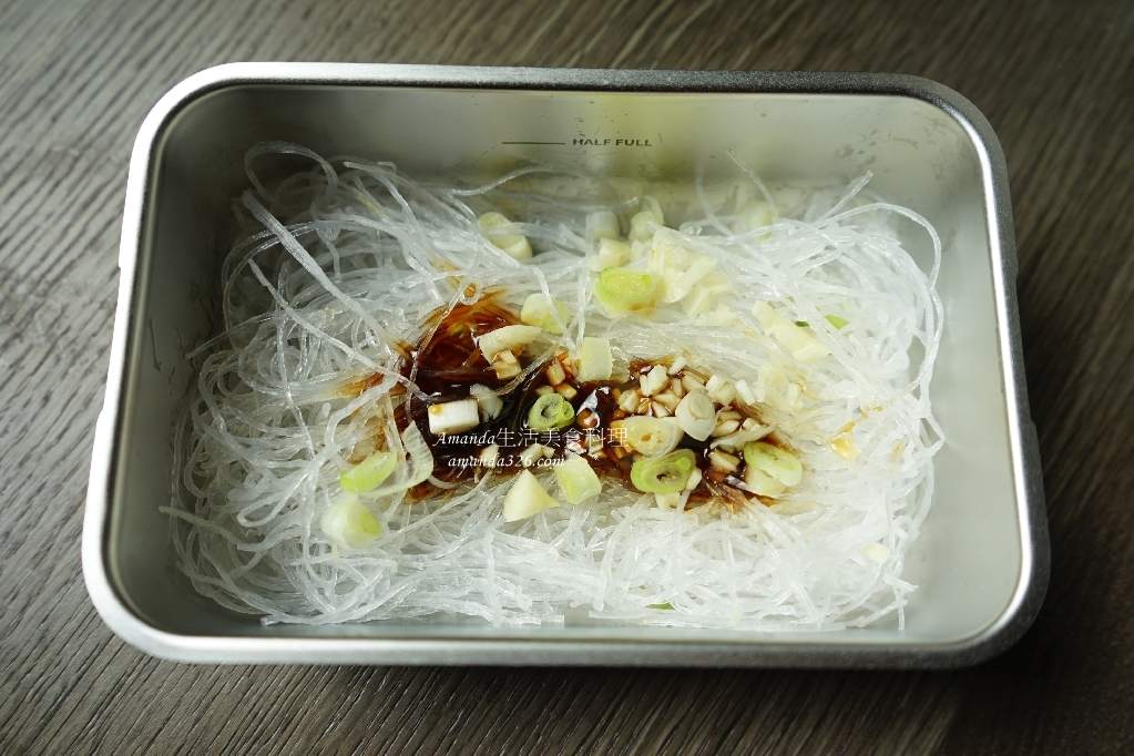 422氣炸烤箱,不鏽鋼便當盒料理,便當,可微波不鏽鋼便當盒,氣炸便當,氣炸粉絲煲,炸粉絲,鐵便當料理,食譜,鮮蝦粉絲煲 @Amanda生活美食料理