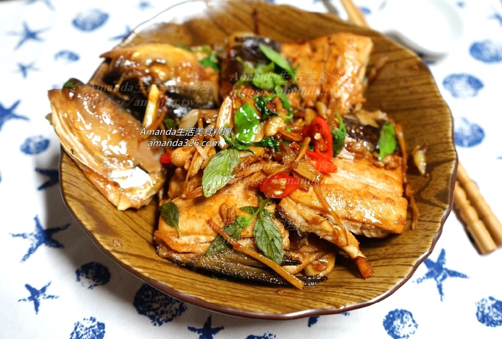 三杯料理,三杯虱目魚,三杯虱目魚皮,三杯魚,三杯魚做法,三杯魚皮,三杯魚肚,三杯鮮魚,台南虱目魚,海草魚,海鮮,無刺虱目魚,虱目魚,虱目魚料理,虱目魚肉料理,食譜 @Amanda生活美食料理