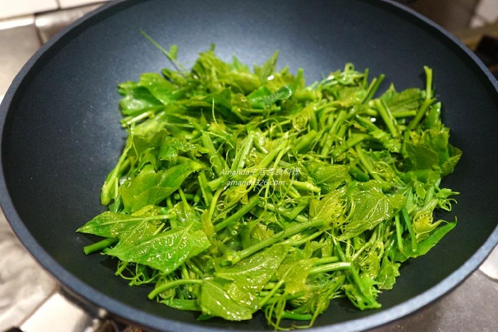 Amanda食譜,十分鐘上菜,炒蔬菜,炒青菜,炒龍鬚菜,腐乳龍鬚菜,蔬菜,蔬食,豆腐乳炒蔬菜,豆腐乳炒龍鬚菜,食譜,龍鬚菜,龍鬚菜 料理,龍鬚菜料理,龍鬚菜料理豆腐乳 @Amanda生活美食料理 Amanda食譜,十分鐘上菜,炒蔬菜,炒青菜,炒龍鬚菜,腐乳龍鬚菜,蔬菜,蔬食,豆腐乳炒蔬菜,豆腐乳炒龍鬚菜,食譜,龍鬚菜,龍鬚菜 料理,龍鬚菜料理,龍鬚菜料理豆腐乳 @Amanda生活美食料理