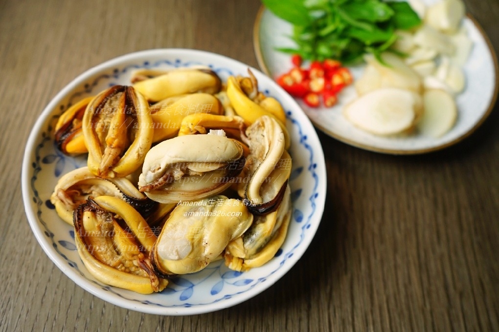 Amanda食譜,去殼淡菜料理,海鮮,淡菜,淡菜剝除海草,淡菜剝除足絲,淡菜去殼,淡菜去殼方式,淡菜怎麼處理,淡菜是甚麼,淡菜海草,淡菜肉,淡菜肉料理,淡菜足絲,淡菜足絲去除,食譜,馬祖淡菜 @Amanda生活美食料理