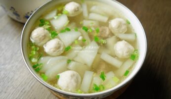 Amanda食譜,排骨湯 電鍋,排骨白蘿蔔湯,排骨蘿蔔湯,排骨蘿蔔湯 電鍋,白蘿蔔排骨湯,白蘿蔔排骨湯食譜,白蘿蔔料理電鍋,白蘿蔔湯可以加什麼,白蘿蔔燉排骨湯,白蘿蔔魚丸湯,菜頭排骨湯,菜頭排骨湯電鍋,菜頭料理電鍋,菜頭魚丸湯,蘿蔔 電鍋,蘿蔔排骨湯,蘿蔔排骨湯 電鍋,蘿蔔排骨湯電鍋,蘿蔔排骨酥湯電鍋,蘿蔔湯,蘿蔔湯 可以加什麼,蘿蔔貢丸湯電鍋,蘿蔔魚丸湯,電鍋排骨湯,電鍋煮排骨湯,電鍋菜頭排骨湯,電鍋蘿蔔排骨湯,電鍋蘿蔔湯,食譜 @Amanda生活美食料理