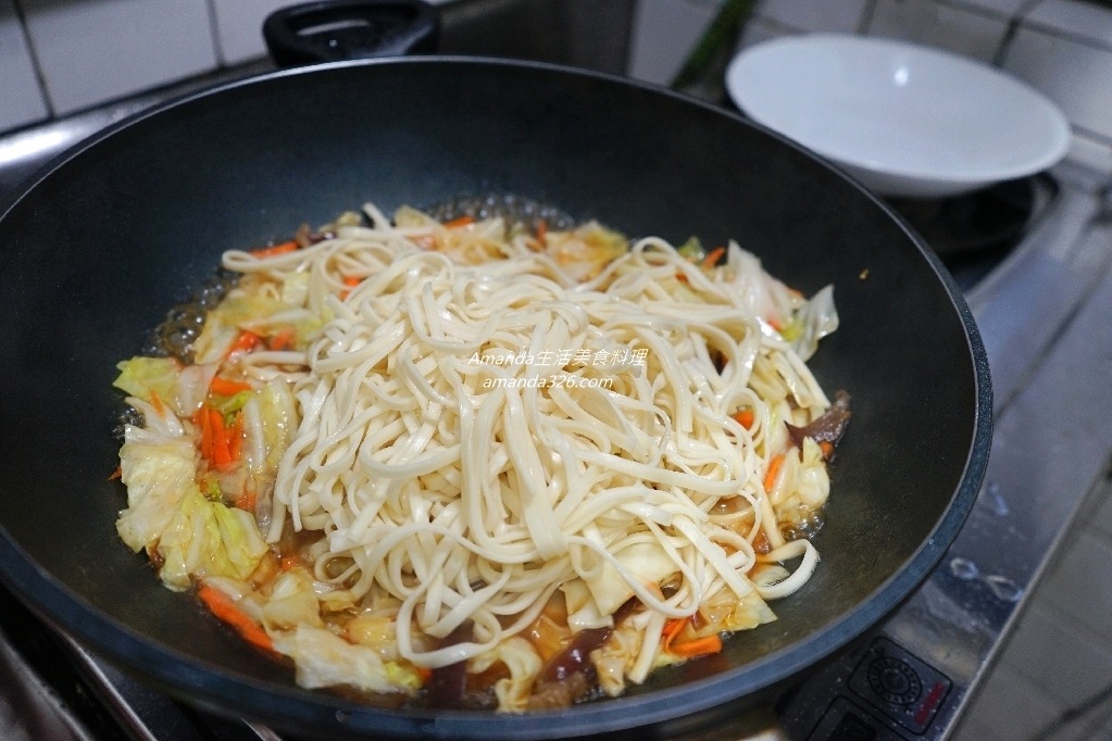 十分鐘上菜,台式炒麵,台式炒麵 食譜,台式炒麵作法,台式炒麵做法,台式炒麵的做法,炒白麵,炒白麵條,炒麵,炒麵作法,炒麵做法白麵,牛肉 炒麵,牛肉炒麵,牛肉炒麵 做法,牛肉炒麵 食譜,牛肉炒麵作法,牛肉炒麵做法,牛肉炒麵的做法,白麵條炒麵,白麵炒麵,食譜 @Amanda生活美食料理 十分鐘上菜,台式炒麵,台式炒麵 食譜,台式炒麵作法,台式炒麵做法,台式炒麵的做法,炒白麵,炒白麵條,炒麵,炒麵作法,炒麵做法白麵,牛肉 炒麵,牛肉炒麵,牛肉炒麵 做法,牛肉炒麵 食譜,牛肉炒麵作法,牛肉炒麵做法,牛肉炒麵的做法,白麵條炒麵,白麵炒麵,食譜 @Amanda生活美食料理