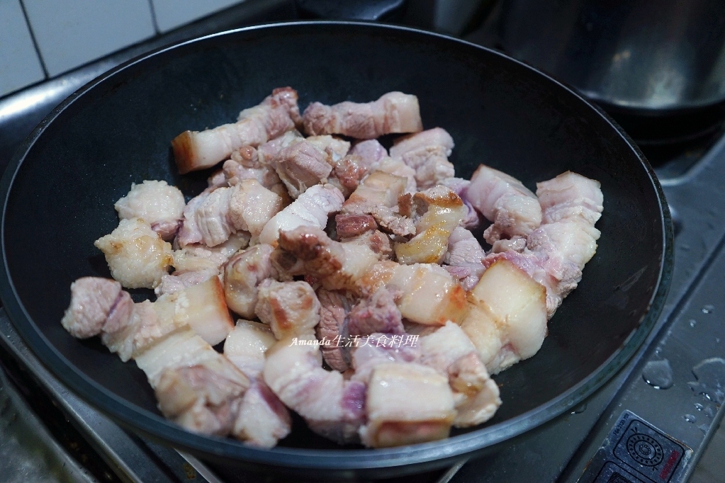 Amanda食譜,桂竹筍,桂竹筍 滷肉,桂竹筍料理,桂竹筍滷三層肉,桂竹筍滷五花肉,桂竹筍滷肉,桂竹筍滷肉做法,桂竹筍燒肉,桂竹筍紅燒肉,桂竹筍魯五花肉,滷三層肉,滷五花肉,滷桂竹筍,滷桂竹筍五花肉,滷肉,滷肉料理,竹筍滷三層肉,竹筍滷肉,竹筍燒肉,紅燒肉,紅燒豬肉,豬肉料理,豬肉滷桂竹筍,食譜,麻竹筍滷肉 @Amanda生活美食料理