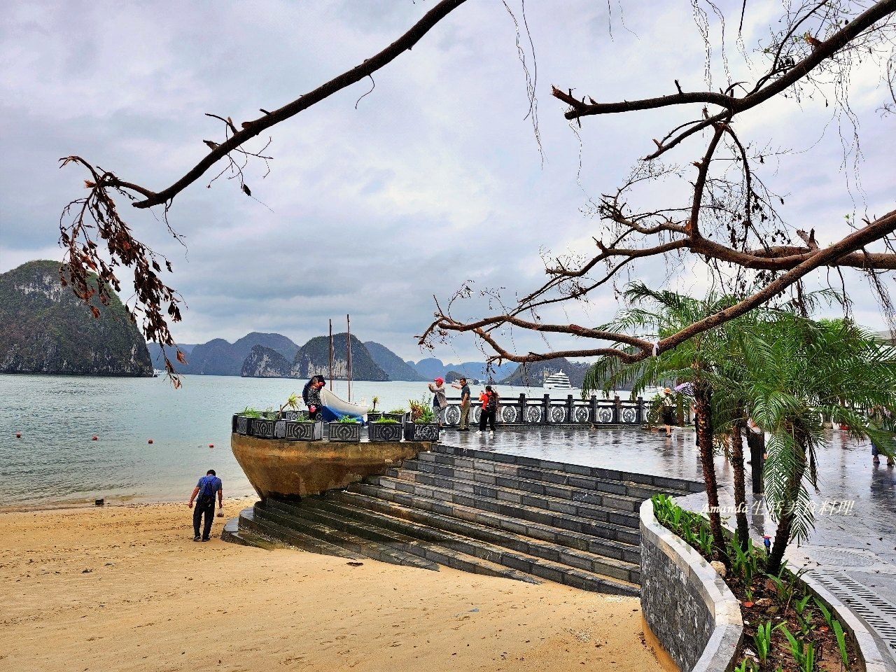TITOP島,下龍灣,下龍灣 快艇,下龍灣 英雄島,下龍灣快艇,下龍灣快艇值得嗎,下龍灣快艇費用,下龍灣景點,下龍灣英雄島,下龍灣郵輪,世界自然遺產,北越下龍灣,北越郵輪,快艇遊下龍灣,英雄島,英雄島 越南,英雄島階梯,越南下龍灣,越南下龍灣世界自然遺產-TITOP島【英雄島】,越南快艇,越南景點,越南英雄島,郵輪下龍灣,郵輪旅行,驚奇洞郵輪 @Amanda生活美食料理 TITOP島,下龍灣,下龍灣 快艇,下龍灣 英雄島,下龍灣快艇,下龍灣快艇值得嗎,下龍灣快艇費用,下龍灣景點,下龍灣英雄島,下龍灣郵輪,世界自然遺產,北越下龍灣,北越郵輪,快艇遊下龍灣,英雄島,英雄島 越南,英雄島階梯,越南下龍灣,越南下龍灣世界自然遺產-TITOP島【英雄島】,越南快艇,越南景點,越南英雄島,郵輪下龍灣,郵輪旅行,驚奇洞郵輪 @Amanda生活美食料理