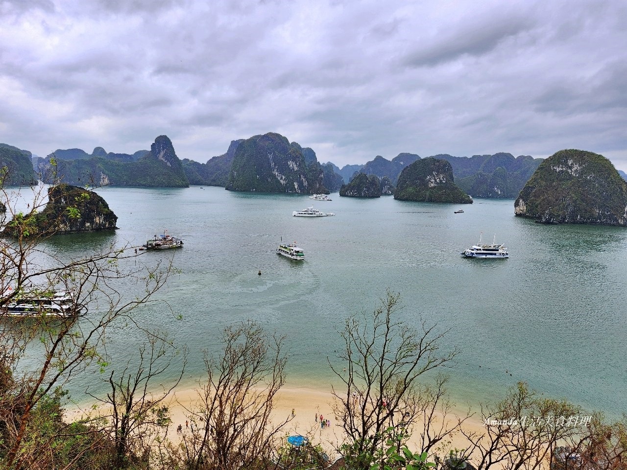 TITOP島,下龍灣,下龍灣 快艇,下龍灣 英雄島,下龍灣快艇,下龍灣快艇值得嗎,下龍灣快艇費用,下龍灣景點,下龍灣英雄島,下龍灣郵輪,世界自然遺產,北越下龍灣,北越郵輪,快艇遊下龍灣,英雄島,英雄島 越南,英雄島階梯,越南下龍灣,越南下龍灣世界自然遺產-TITOP島【英雄島】,越南快艇,越南景點,越南英雄島,郵輪下龍灣,郵輪旅行,驚奇洞郵輪 @Amanda生活美食料理 TITOP島,下龍灣,下龍灣 快艇,下龍灣 英雄島,下龍灣快艇,下龍灣快艇值得嗎,下龍灣快艇費用,下龍灣景點,下龍灣英雄島,下龍灣郵輪,世界自然遺產,北越下龍灣,北越郵輪,快艇遊下龍灣,英雄島,英雄島 越南,英雄島階梯,越南下龍灣,越南下龍灣世界自然遺產-TITOP島【英雄島】,越南快艇,越南景點,越南英雄島,郵輪下龍灣,郵輪旅行,驚奇洞郵輪 @Amanda生活美食料理