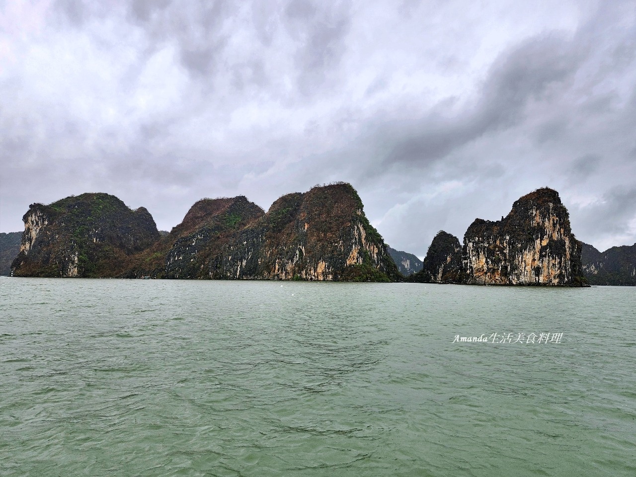 TITOP島,下龍灣,下龍灣 快艇,下龍灣 英雄島,下龍灣快艇,下龍灣快艇值得嗎,下龍灣快艇費用,下龍灣景點,下龍灣英雄島,下龍灣郵輪,世界自然遺產,北越下龍灣,北越郵輪,快艇遊下龍灣,英雄島,英雄島 越南,英雄島階梯,越南下龍灣,越南下龍灣世界自然遺產-TITOP島【英雄島】,越南快艇,越南景點,越南英雄島,郵輪下龍灣,郵輪旅行,驚奇洞郵輪 @Amanda生活美食料理 TITOP島,下龍灣,下龍灣 快艇,下龍灣 英雄島,下龍灣快艇,下龍灣快艇值得嗎,下龍灣快艇費用,下龍灣景點,下龍灣英雄島,下龍灣郵輪,世界自然遺產,北越下龍灣,北越郵輪,快艇遊下龍灣,英雄島,英雄島 越南,英雄島階梯,越南下龍灣,越南下龍灣世界自然遺產-TITOP島【英雄島】,越南快艇,越南景點,越南英雄島,郵輪下龍灣,郵輪旅行,驚奇洞郵輪 @Amanda生活美食料理