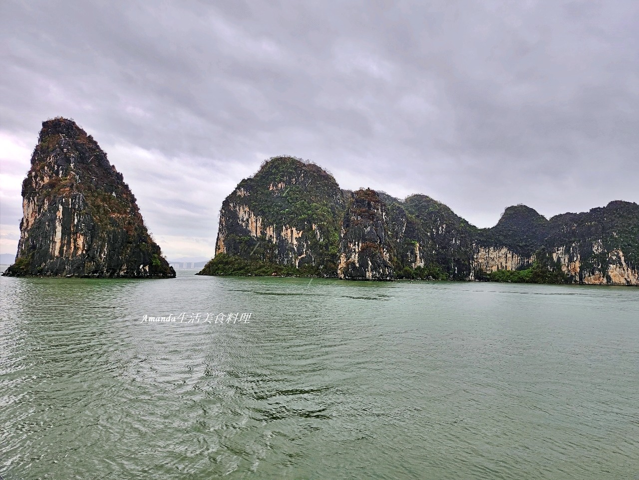 TITOP島,下龍灣,下龍灣 快艇,下龍灣 英雄島,下龍灣快艇,下龍灣快艇值得嗎,下龍灣快艇費用,下龍灣景點,下龍灣英雄島,下龍灣郵輪,世界自然遺產,北越下龍灣,北越郵輪,快艇遊下龍灣,英雄島,英雄島 越南,英雄島階梯,越南下龍灣,越南下龍灣世界自然遺產-TITOP島【英雄島】,越南快艇,越南景點,越南英雄島,郵輪下龍灣,郵輪旅行,驚奇洞郵輪 @Amanda生活美食料理 TITOP島,下龍灣,下龍灣 快艇,下龍灣 英雄島,下龍灣快艇,下龍灣快艇值得嗎,下龍灣快艇費用,下龍灣景點,下龍灣英雄島,下龍灣郵輪,世界自然遺產,北越下龍灣,北越郵輪,快艇遊下龍灣,英雄島,英雄島 越南,英雄島階梯,越南下龍灣,越南下龍灣世界自然遺產-TITOP島【英雄島】,越南快艇,越南景點,越南英雄島,郵輪下龍灣,郵輪旅行,驚奇洞郵輪 @Amanda生活美食料理