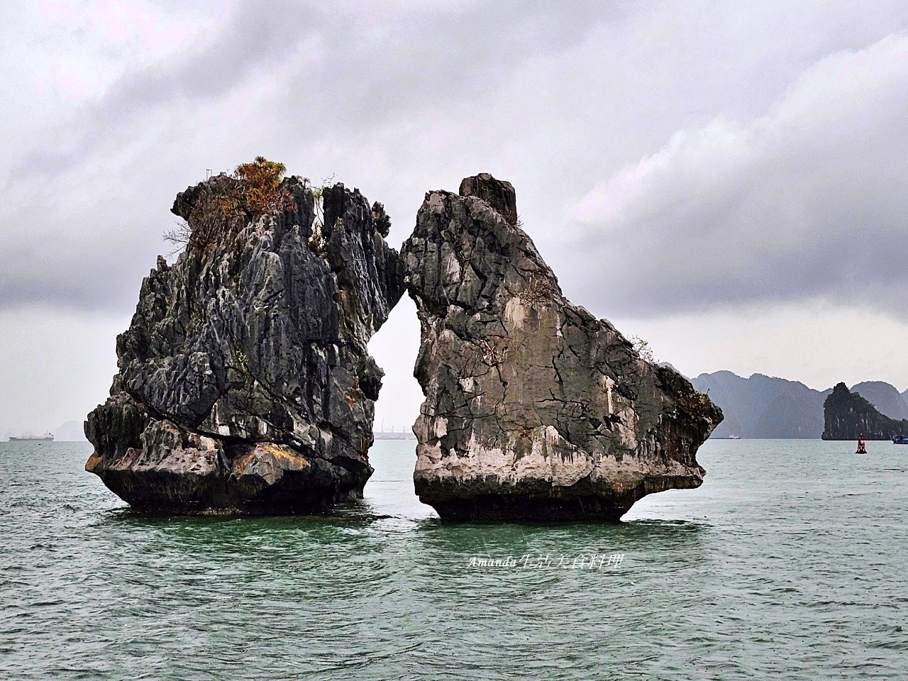 TITOP島,下龍灣,下龍灣 快艇,下龍灣 英雄島,下龍灣快艇,下龍灣快艇值得嗎,下龍灣快艇費用,下龍灣景點,下龍灣英雄島,下龍灣郵輪,世界自然遺產,北越下龍灣,北越郵輪,快艇遊下龍灣,英雄島,英雄島 越南,英雄島階梯,越南下龍灣,越南下龍灣世界自然遺產-TITOP島【英雄島】,越南快艇,越南景點,越南英雄島,郵輪下龍灣,郵輪旅行,驚奇洞郵輪 @Amanda生活美食料理 TITOP島,下龍灣,下龍灣 快艇,下龍灣 英雄島,下龍灣快艇,下龍灣快艇值得嗎,下龍灣快艇費用,下龍灣景點,下龍灣英雄島,下龍灣郵輪,世界自然遺產,北越下龍灣,北越郵輪,快艇遊下龍灣,英雄島,英雄島 越南,英雄島階梯,越南下龍灣,越南下龍灣世界自然遺產-TITOP島【英雄島】,越南快艇,越南景點,越南英雄島,郵輪下龍灣,郵輪旅行,驚奇洞郵輪 @Amanda生活美食料理