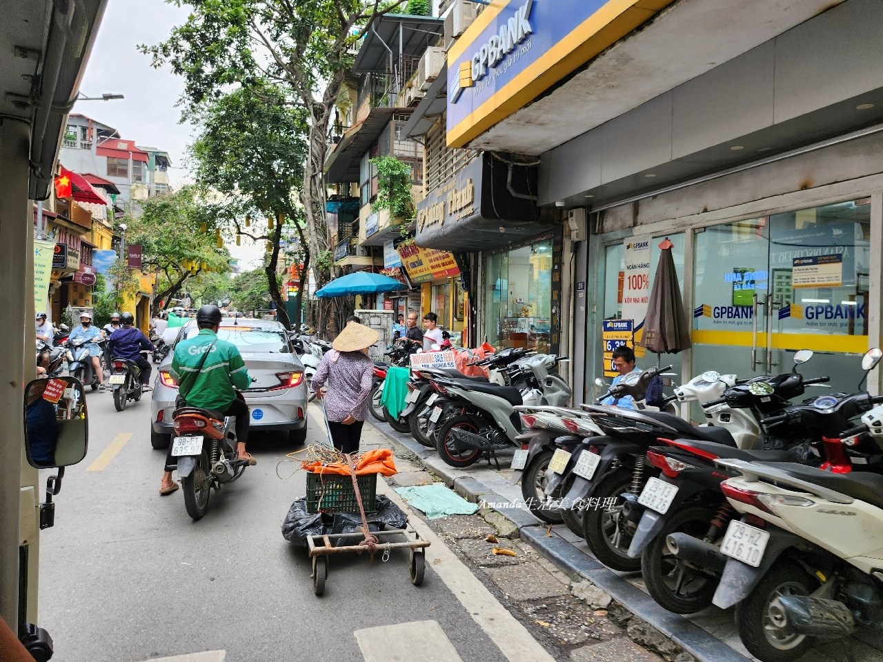 36古街,36古街怎麼逛,36古街電瓶車,36古街電瓶車費用,36街,三十六古街,三十六古街編織包,三十六街,北越景點,李太祖紀念公園,東宣市場,河內36街,河內三十六古街,河內三十六街,河內歌劇院,河內老城區,河內電瓶車,河內電瓶車價格,越南旅行,越南景點,越南電瓶車,還劍湖,電瓶車,電瓶車遊三十六古街,龜丘島,龜塔 @Amanda生活美食料理