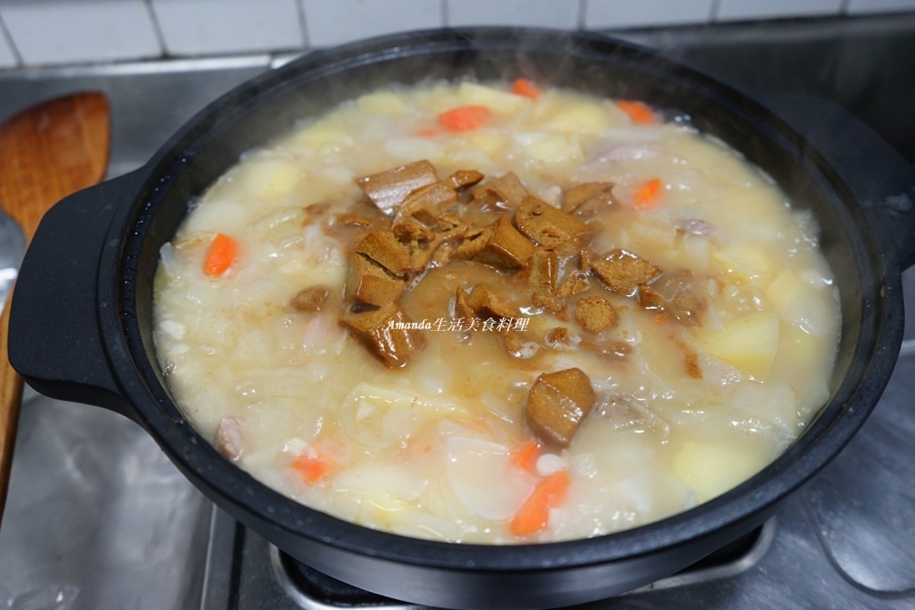 Amanda食譜,咖哩塊用法,咖哩料理,咖哩燴飯,咖哩燴飯做法,咖哩豬,咖哩豬做法,咖哩豬肉,咖哩飯,燴飯,豬肉咖哩,豬肉咖哩飯,電鍋煮咖哩豬肉,食譜 @Amanda生活美食料理 Amanda食譜,咖哩塊用法,咖哩料理,咖哩燴飯,咖哩燴飯做法,咖哩豬,咖哩豬做法,咖哩豬肉,咖哩飯,燴飯,豬肉咖哩,豬肉咖哩飯,電鍋煮咖哩豬肉,食譜 @Amanda生活美食料理