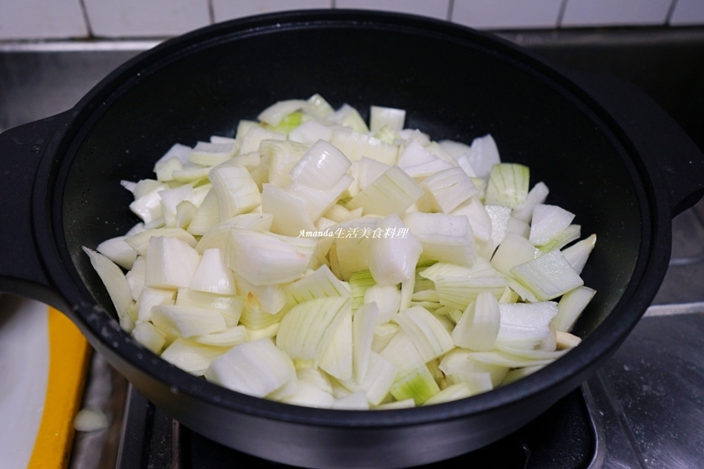 Amanda食譜,咖哩塊用法,咖哩料理,咖哩燴飯,咖哩燴飯做法,咖哩豬,咖哩豬做法,咖哩豬肉,咖哩飯,燴飯,豬肉咖哩,豬肉咖哩飯,電鍋煮咖哩豬肉,食譜 @Amanda生活美食料理 Amanda食譜,咖哩塊用法,咖哩料理,咖哩燴飯,咖哩燴飯做法,咖哩豬,咖哩豬做法,咖哩豬肉,咖哩飯,燴飯,豬肉咖哩,豬肉咖哩飯,電鍋煮咖哩豬肉,食譜 @Amanda生活美食料理