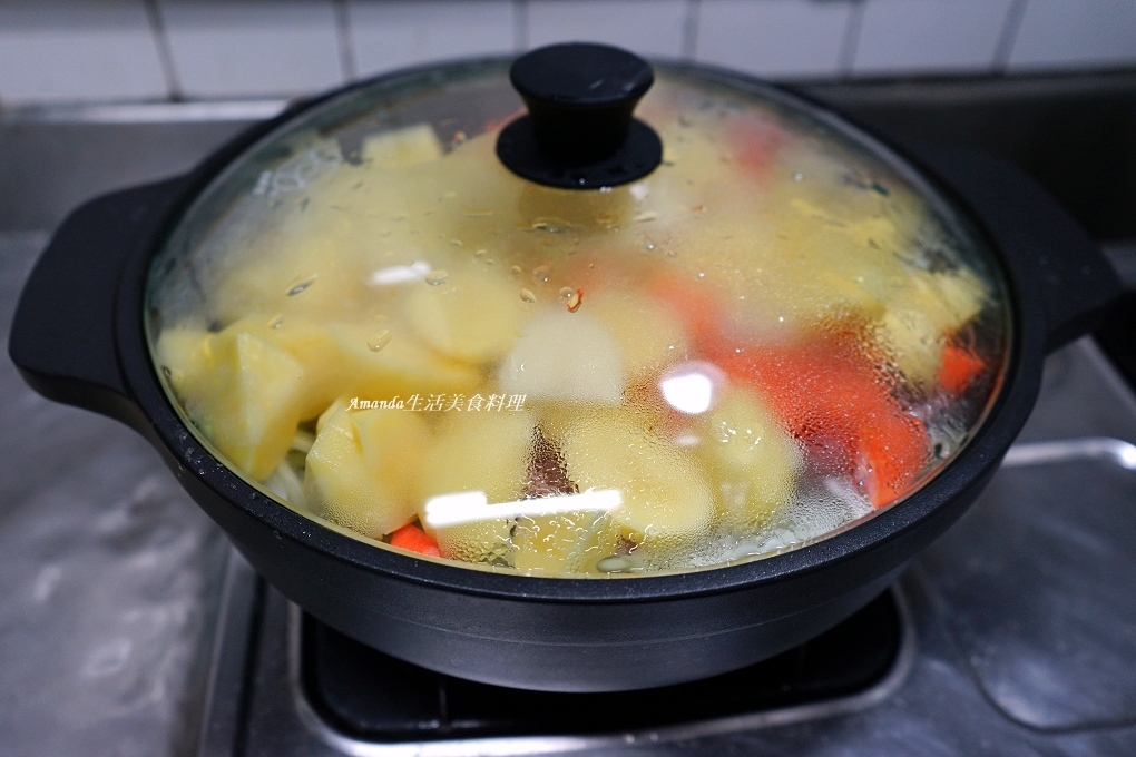 Amanda食譜,咖哩塊用法,咖哩料理,咖哩燴飯,咖哩燴飯做法,咖哩豬,咖哩豬做法,咖哩豬肉,咖哩飯,燴飯,豬肉咖哩,豬肉咖哩飯,電鍋煮咖哩豬肉,食譜 @Amanda生活美食料理 Amanda食譜,咖哩塊用法,咖哩料理,咖哩燴飯,咖哩燴飯做法,咖哩豬,咖哩豬做法,咖哩豬肉,咖哩飯,燴飯,豬肉咖哩,豬肉咖哩飯,電鍋煮咖哩豬肉,食譜 @Amanda生活美食料理