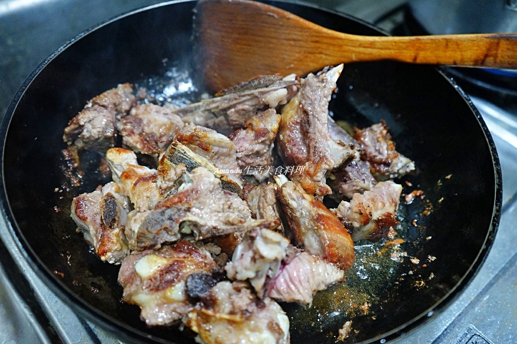 乳白湯,排骨乳白湯,排骨湯,濃郁火鍋湯,火鍋湯,豚骨湯,豬骨湯底 @Amanda生活美食料理 乳白湯,排骨乳白湯,排骨湯,濃郁火鍋湯,火鍋湯,豚骨湯,豬骨湯底 @Amanda生活美食料理