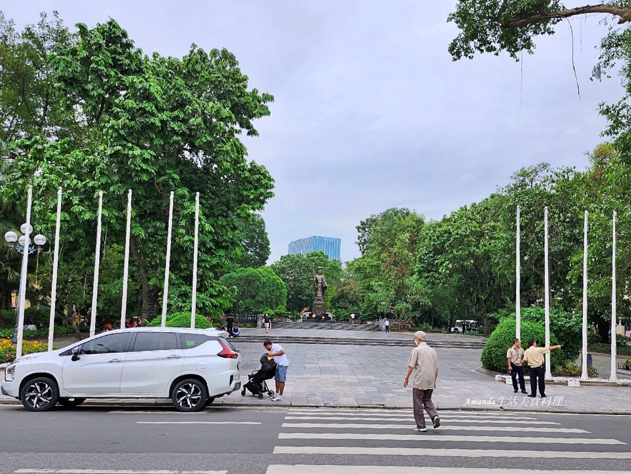 36古街,36古街怎麼逛,36古街電瓶車,36古街電瓶車費用,36街,三十六古街,三十六古街編織包,三十六街,北越景點,李太祖紀念公園,東宣市場,河內36街,河內三十六古街,河內三十六街,河內歌劇院,河內老城區,河內電瓶車,河內電瓶車價格,越南旅行,越南景點,越南電瓶車,還劍湖,電瓶車,電瓶車遊三十六古街,龜丘島,龜塔 @Amanda生活美食料理
