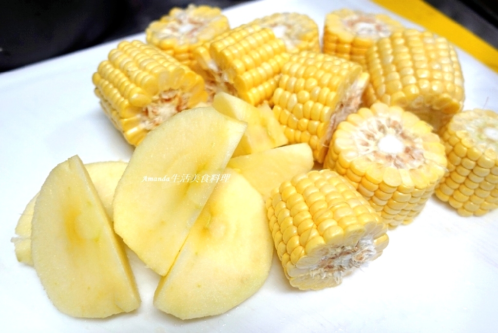Amanda食譜,一鍋多用,健康高湯,家常菜,居家料理,火鍋湯,火鍋湯底,火鍋高湯,自製高湯,蔬果雞高湯,蔬果高湯,雞湯,雞骨高湯,雞高湯,雞高湯做法,食譜,高湯,高湯做法,高湯食譜,鮮甜高湯,鮮蔬高湯 @Amanda生活美食料理 Amanda食譜,一鍋多用,健康高湯,家常菜,居家料理,火鍋湯,火鍋湯底,火鍋高湯,自製高湯,蔬果雞高湯,蔬果高湯,雞湯,雞骨高湯,雞高湯,雞高湯做法,食譜,高湯,高湯做法,高湯食譜,鮮甜高湯,鮮蔬高湯 @Amanda生活美食料理
