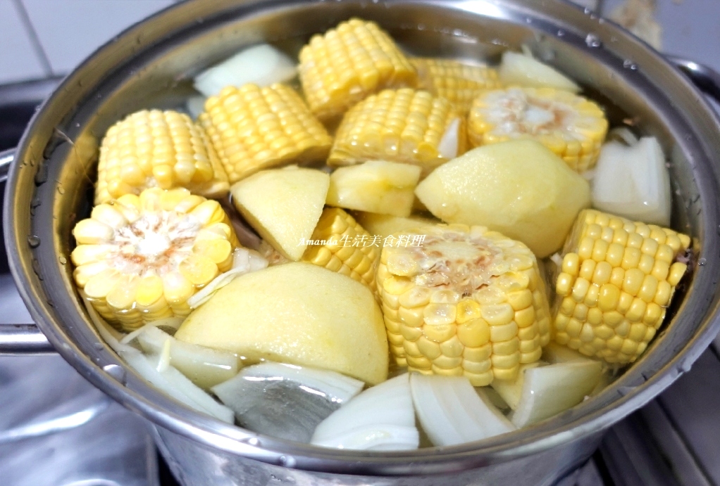 Amanda食譜,一鍋多用,健康高湯,家常菜,居家料理,火鍋湯,火鍋湯底,火鍋高湯,自製高湯,蔬果雞高湯,蔬果高湯,雞湯,雞骨高湯,雞高湯,雞高湯做法,食譜,高湯,高湯做法,高湯食譜,鮮甜高湯,鮮蔬高湯 @Amanda生活美食料理 Amanda食譜,一鍋多用,健康高湯,家常菜,居家料理,火鍋湯,火鍋湯底,火鍋高湯,自製高湯,蔬果雞高湯,蔬果高湯,雞湯,雞骨高湯,雞高湯,雞高湯做法,食譜,高湯,高湯做法,高湯食譜,鮮甜高湯,鮮蔬高湯 @Amanda生活美食料理