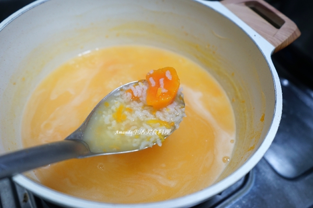 Amanda食譜,地瓜稀飯,地瓜稀飯怎麼煮,地瓜粥,地瓜粥怎麼煮,地瓜粥煮法,生米煮粥,稀飯,粥煮法,素食,食譜 @Amanda生活美食料理