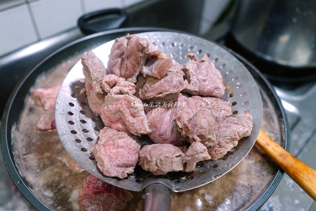 Amanda食譜,免牛骨牛肉湯,家常紅燒牛肉湯,常備菜,牛肉湯,牛肉湯做法,牛肉湯食譜,牛腱料理,番茄牛肉湯,番茄紅燒牛肉做法,紅燒牛肉,紅燒牛肉湯,紅燒牛腱肉,紅燒番茄牛肉湯,食譜,餐廳級牛肉湯 @Amanda生活美食料理