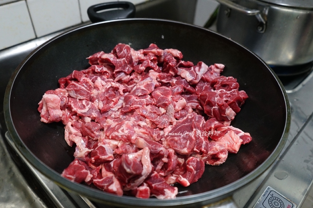 Amanda食譜,低油煙,健康料理,免顧火,免顧火料理,家常菜,懶人料理,懶人食譜,無水料理,無水番茄燉牛肉,無水番茄燉牛腱,牛肉食譜,牛腱食譜,番茄燉牛肉,番茄燉牛腱,番茄牛肉,茄紅素,鎖住鮮甜,零失敗食譜,電鍋料理,電鍋燉牛肉,電鍋食譜,食譜 @Amanda生活美食料理