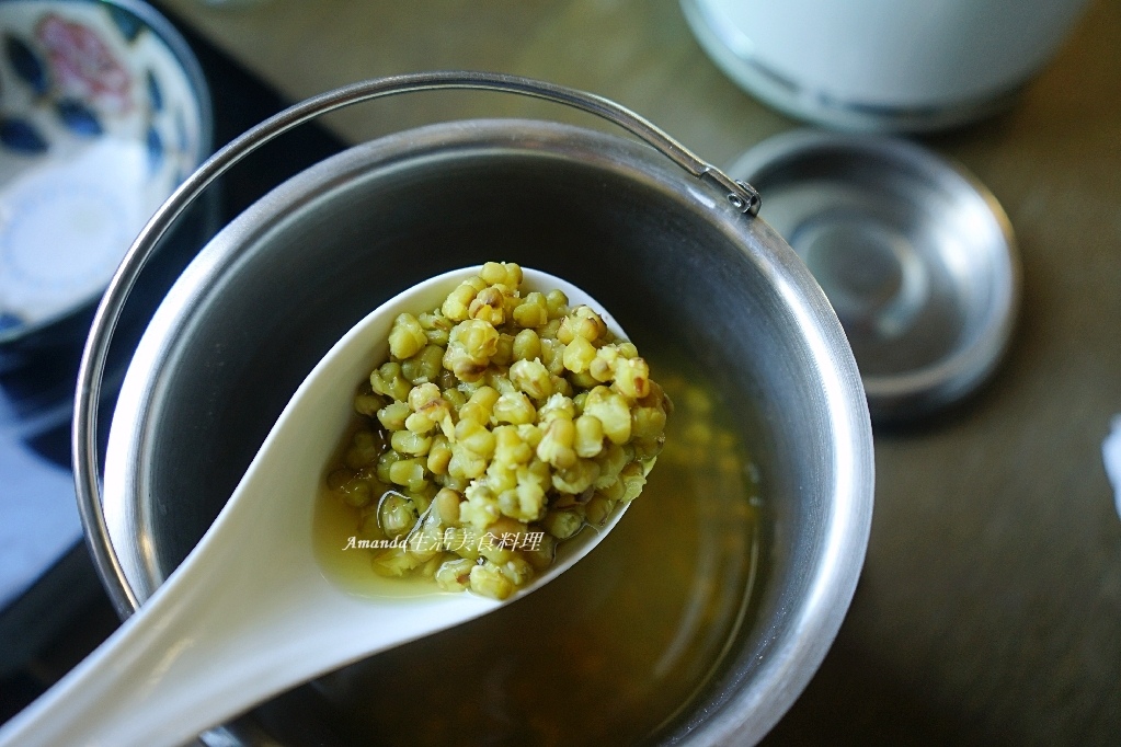 10分鐘煮綠豆湯,十分鐘上菜,快速煮綠豆湯,悶燒料理,悶燒鍋,悶燒鍋煮綠豆湯,燜燒甜湯,燜燒綠豆湯,燜燒鍋,燜燒鍋料理,燜燒鍋煮綠豆湯,燜燒鍋甜湯,燜燒鍋綠豆湯,甜湯,節能料理,節能鍋具,素食,綠豆湯 @Amanda生活美食料理