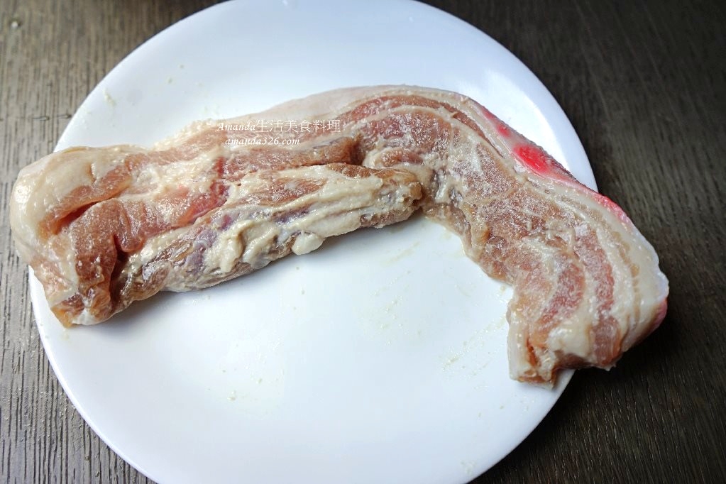 五花肉 料理,五花肉 氣炸,五花肉 烤箱,氣炸五花肉,氣炸食譜,氣炸鹽麴五花肉,烤三層肉,烤五花肉,烤鹽麴五花肉,生菜包肉,紫蘇包肉,美食,食譜,鹽麴五花肉 @Amanda生活美食料理