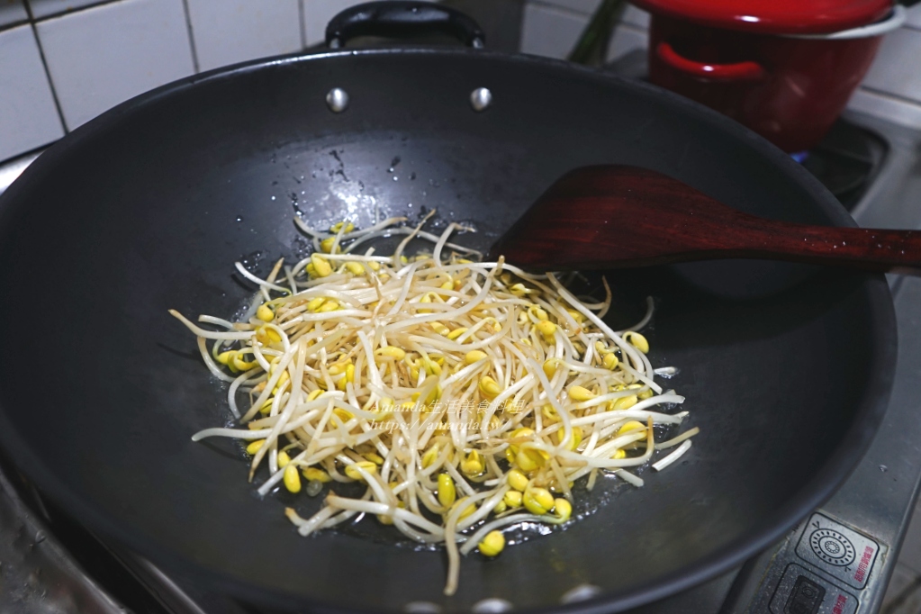 Amanda食譜,低油煙,十分鐘上菜,地中海料理,水炒芽菜,水炒蔬菜,水炒黃豆芽,水煎蔬菜,炒黃豆芽,無油煙,素食,素食料理,蔬食,蔬食料理,食譜,黃豆芽料理 @Amanda生活美食料理