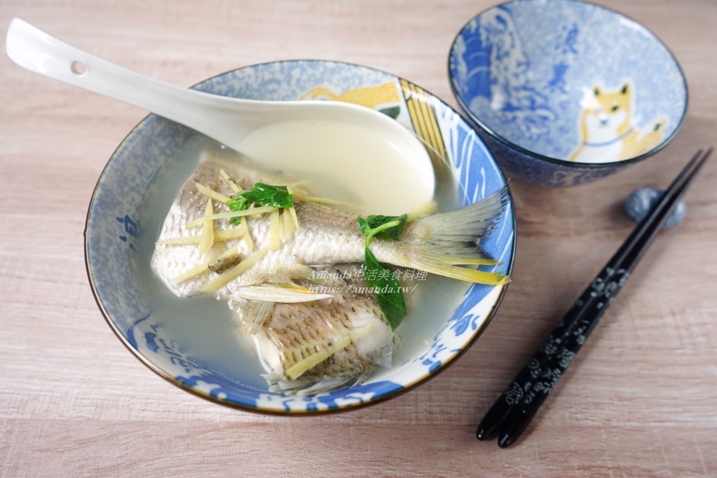 Amanda食譜,九層塔魚湯,十分鐘上菜,地中海料理,地中海飲食,海鮮,蔥花魚湯,薑絲魚湯,赤翅仔料理,赤翅仔魚湯,赤翅魚湯,青蔥魚湯,食譜,魚湯,鮮魚湯,黃鰭鯛料理,黃鰭鯛魚湯 @Amanda生活美食料理