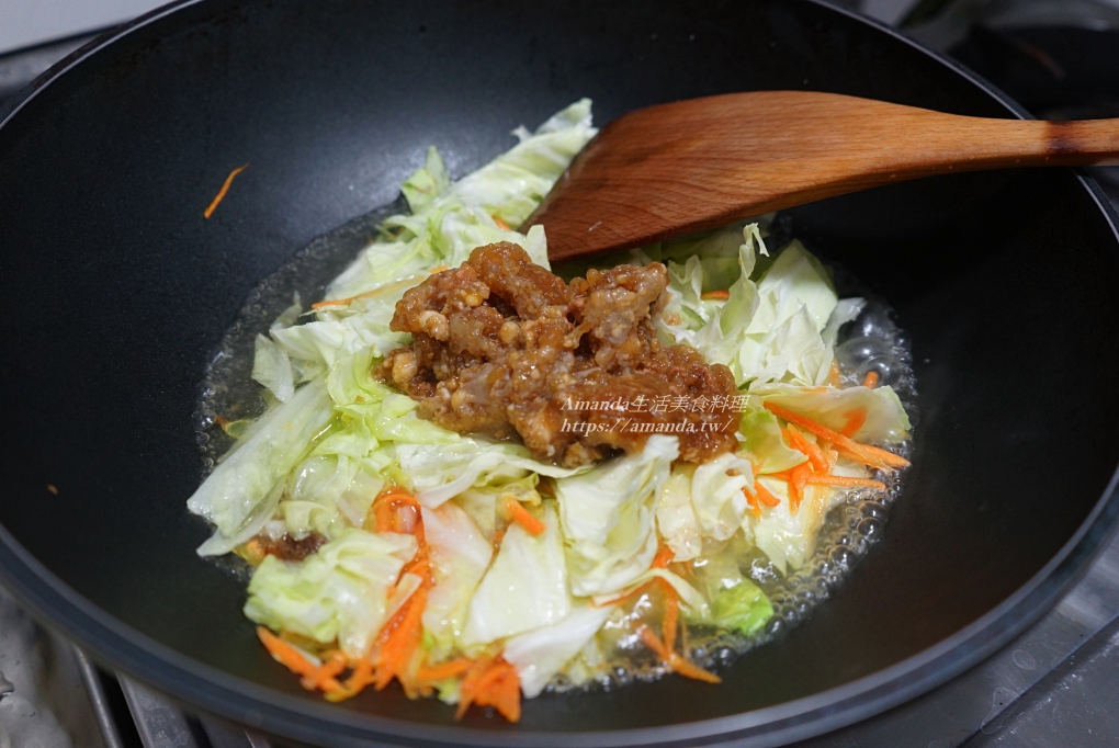 Amanda食譜,十分鐘上菜,台灣料理,台灣料理食譜,炒冬粉,炒粉絲,肉末炒冬粉,肉末炒粉絲,肉燥炒冬粉,肉燥炒粉絲,肉醬炒粉絲,食譜 @Amanda生活美食料理